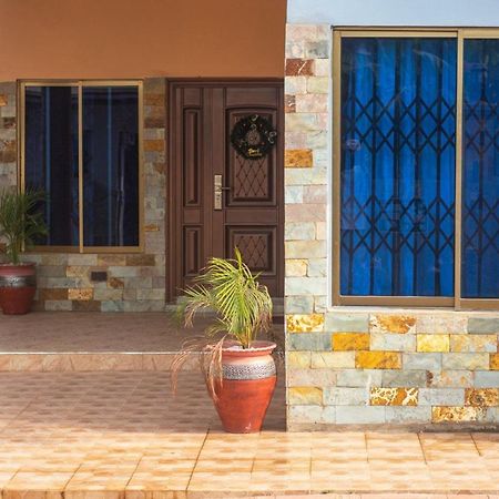 Afranasa Inn 테마 외부 사진